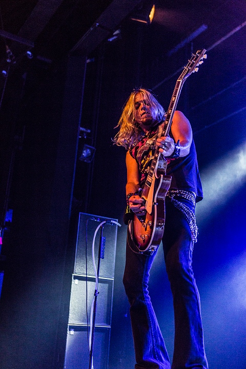 Black Stone Cherry @ Trix, picture 32, photographed by Edwin Houdevelt - FrontView Magazine