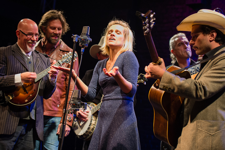 Broken Circle Breakdown Bluegrass Band - Albumvoorstelling "Unbroken! - Live in Concert" @ Bij De Vieze Gasten, picture 18, photographed by Jan van Hecke - FrontView Magazine