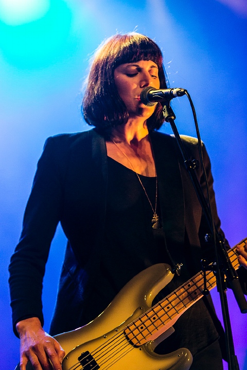 Band Of Skulls @ Trix, picture 17, photographed by Edwin Houdevelt - FrontView Magazine