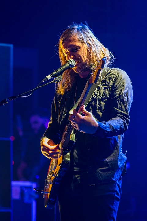 Band Of Skulls @ Trix, picture 22, photographed by Edwin Houdevelt - FrontView Magazine