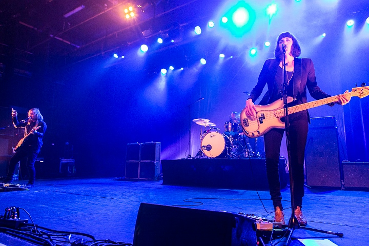 Band Of Skulls @ Trix, picture 31, photographed by Edwin Houdevelt - FrontView Magazine