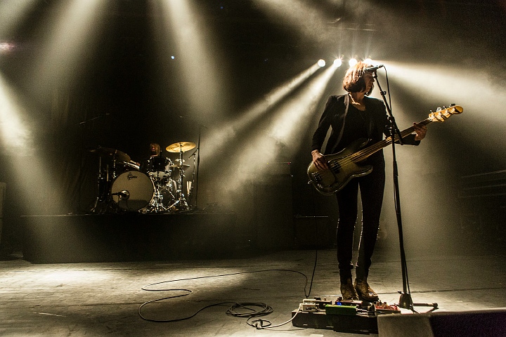 Band Of Skulls @ Trix, picture 33, photographed by Edwin Houdevelt - FrontView Magazine