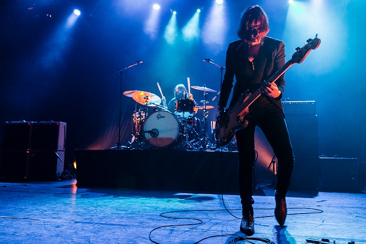 Band Of Skulls @ Trix, picture 35, photographed by Edwin Houdevelt - FrontView Magazine
