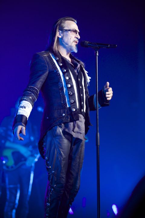 Florent Pagny @ Vorst Nationaal, picture 9, photographed by Pascal Liagre - FrontView Magazine