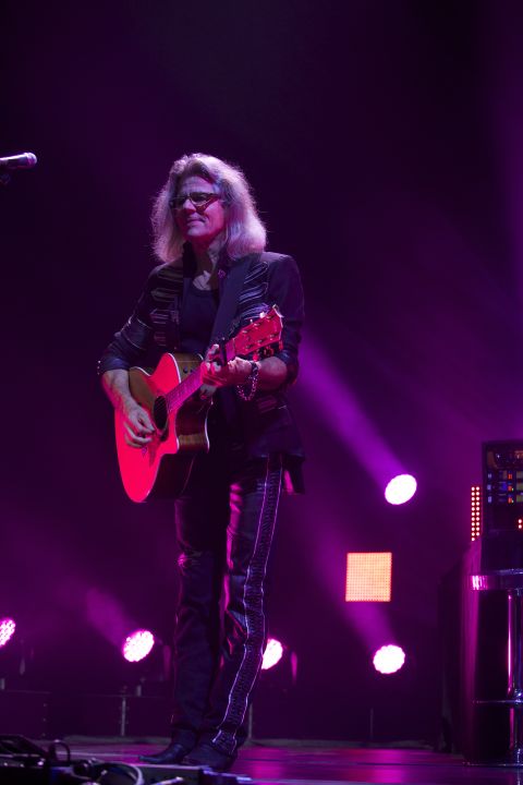 Florent Pagny @ Vorst Nationaal, picture 14, photographed by Pascal Liagre - FrontView Magazine