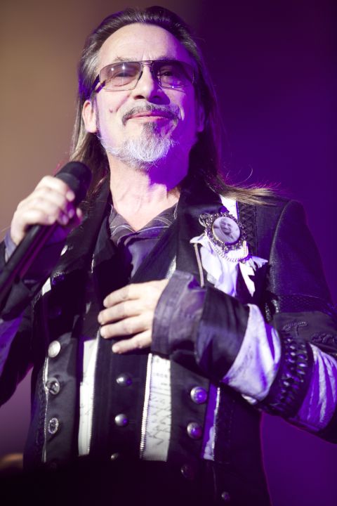Florent Pagny @ Vorst Nationaal, picture 20, photographed by Pascal Liagre - FrontView Magazine