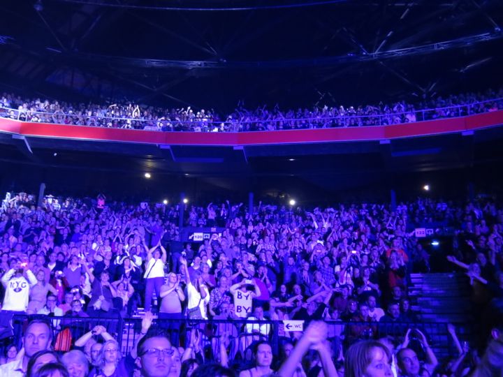 Florent Pagny @ Vorst Nationaal, picture 24, photographed by Pascal Liagre - FrontView Magazine