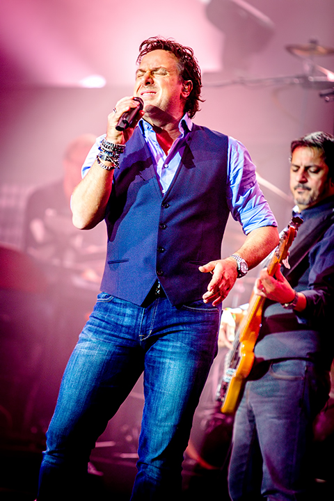 Marco Borsato - Duizend Spiegels Tour @ Ethias Theater, foto 4, foto's door Elke Briers - FrontView Magazine