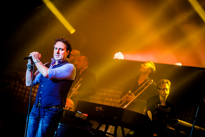 Marco Borsato - Duizend Spiegels Tour @ Ethias Theater, foto 13, foto's door Elke Briers - FrontView Magazine
