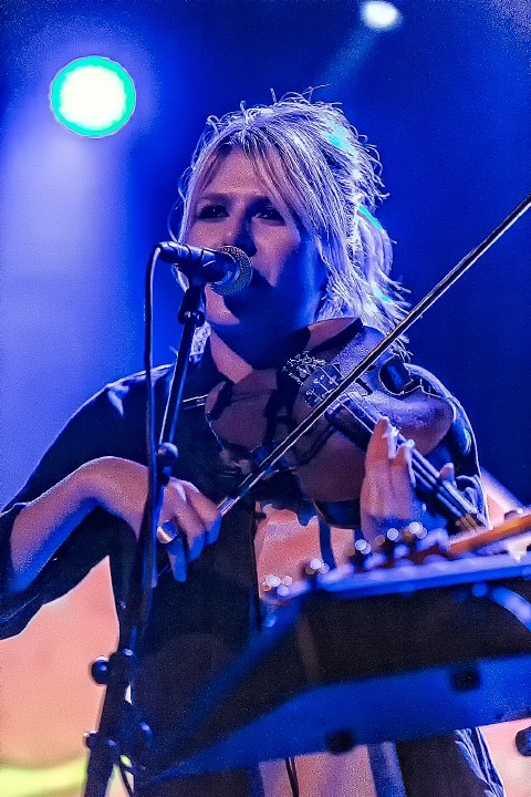 Too Tangled @ Trix, picture 20, photographed by Edwin Houdevelt - FrontView Magazine