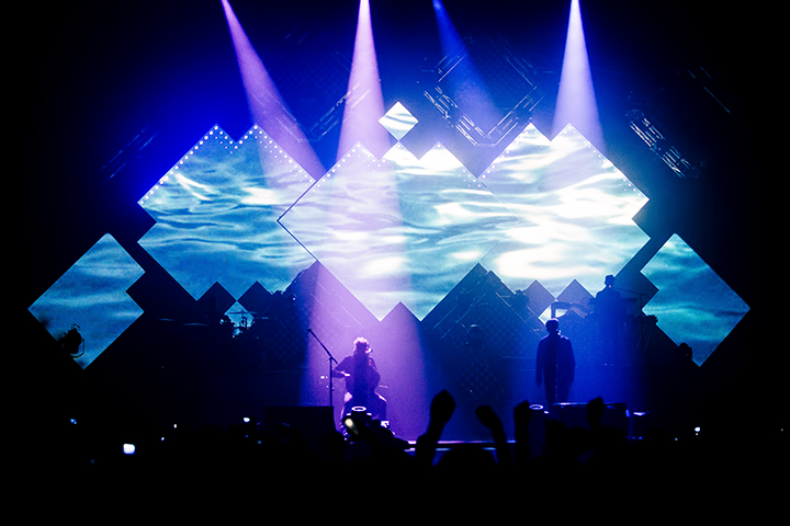 OneRepublic @ Lotto Arena, picture 2, photographed by Elke Briers - FrontView Magazine