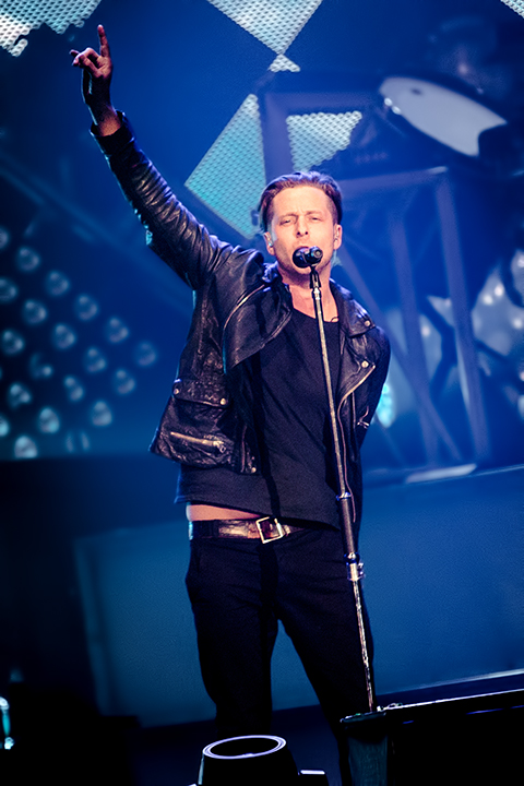 OneRepublic @ Lotto Arena, picture 3, photographed by Elke Briers - FrontView Magazine