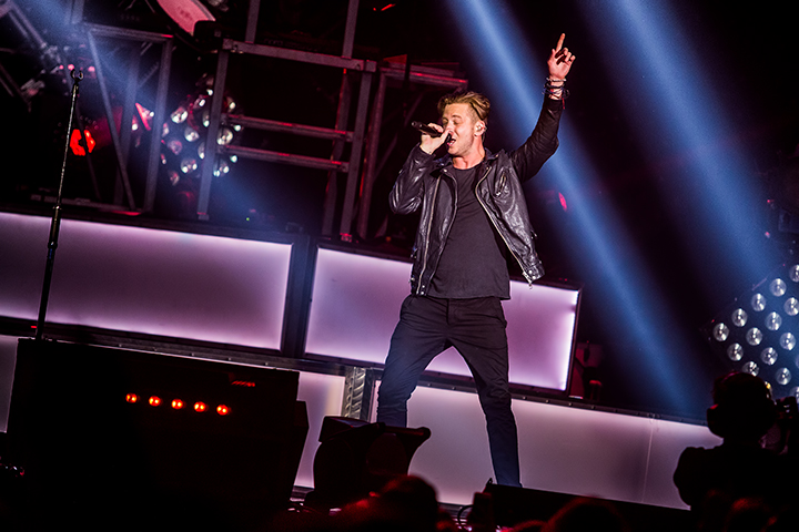 OneRepublic @ Lotto Arena, picture 19, photographed by Elke Briers - FrontView Magazine