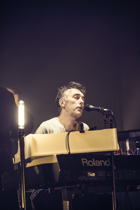 Yann Tiersen @ AB, picture 10, photographed by Jef Peeters - FrontView Magazine