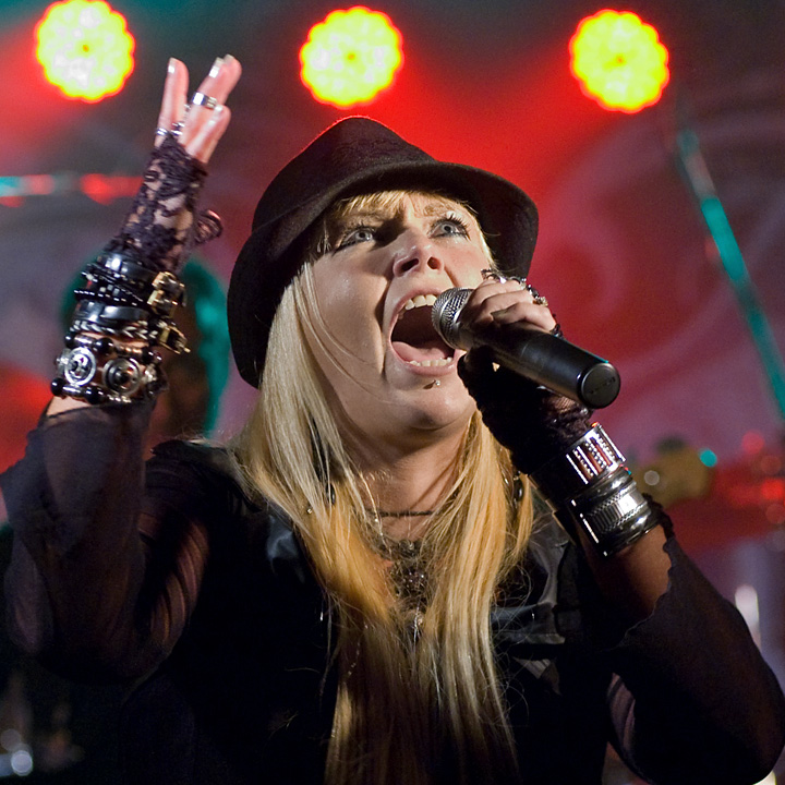 NightQueen @ RebelRock, picture 3, photographed by Paul Nouwen - FrontView Magazine