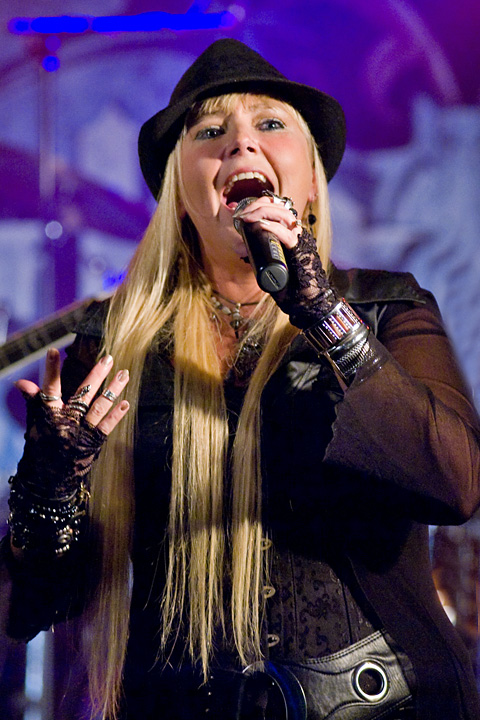 NightQueen @ RebelRock, picture 13, photographed by Paul Nouwen - FrontView Magazine