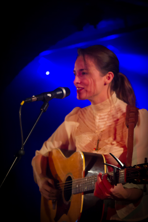 Dawn Landes @ Botanique, picture 1, photographed by Nick De Gregorio - FrontView Magazine