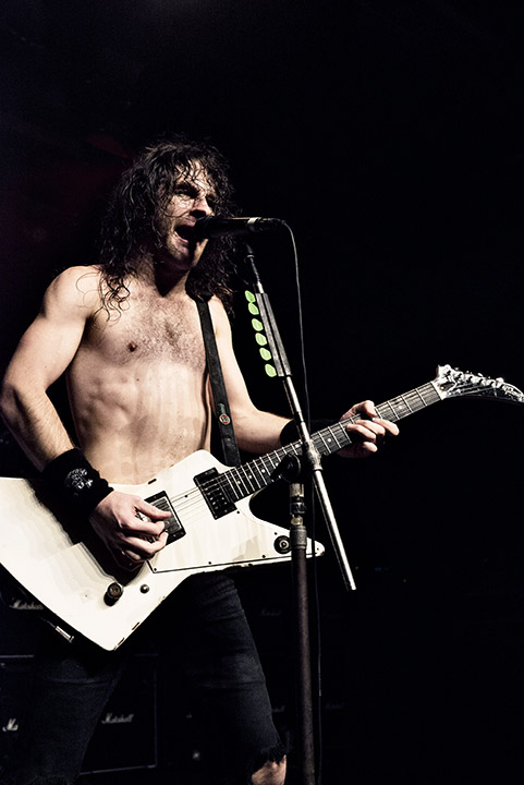 Airbourne @ Trix, picture 3, photographed by Jef Peeters - FrontView Magazine