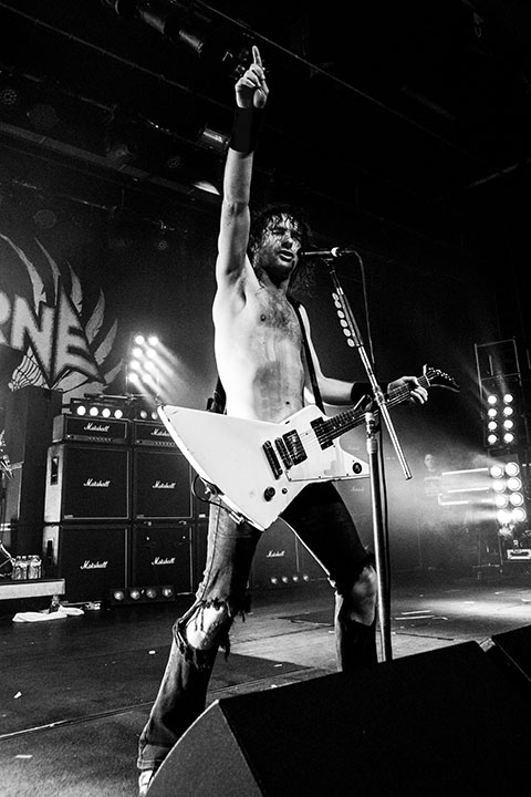Airbourne @ Trix, picture 6, photographed by Jef Peeters - FrontView Magazine