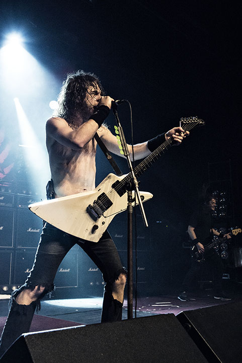 Airbourne @ Trix, picture 16, photographed by Jef Peeters - FrontView Magazine