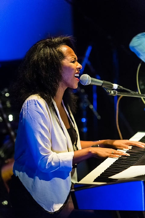 Fiona Zemmeny @ De Vieze Gasten, picture 5, photographed by Edwin Houdevelt - FrontView Magazine