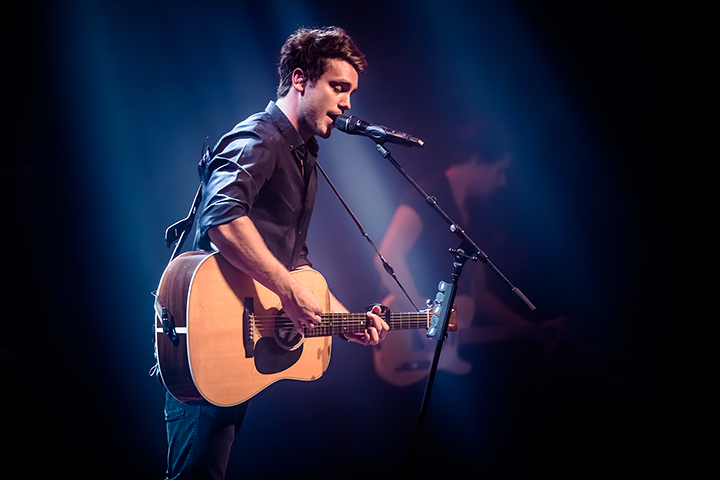 Bastian Baker @ Koninklijk Circus, picture 8, photographed by Elke Briers - FrontView Magazine