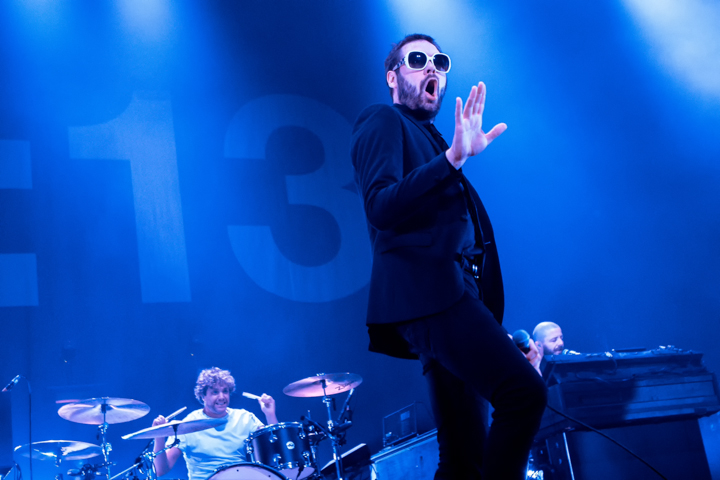 Kasabian @ Vorst Nationaal, picture 1, photographed by Dorien Goetschalckx - FrontView Magazine