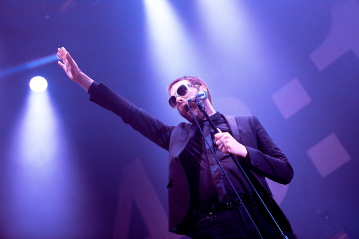 Kasabian @ Vorst Nationaal, picture 5, photographed by Dorien Goetschalckx - FrontView Magazine