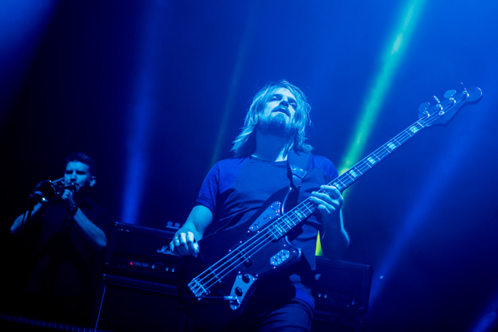 Kasabian @ Vorst Nationaal, picture 12, photographed by Dorien Goetschalckx - FrontView Magazine