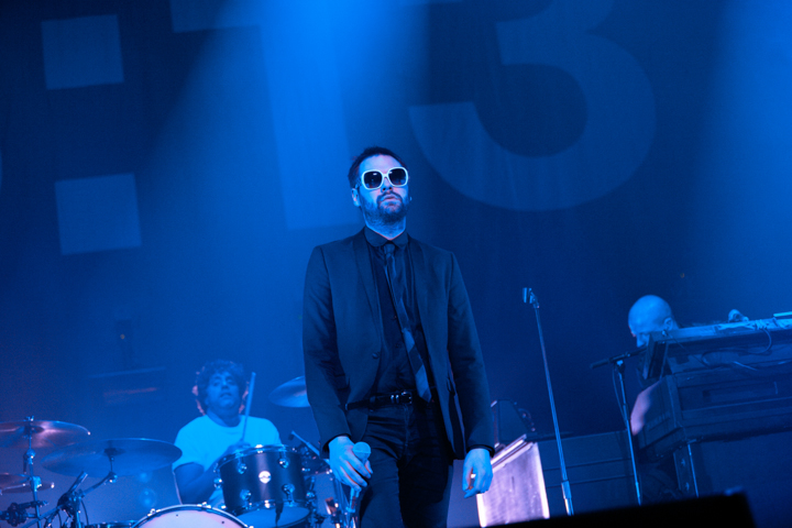 Kasabian @ Vorst Nationaal, picture 19, photographed by Dorien Goetschalckx - FrontView Magazine