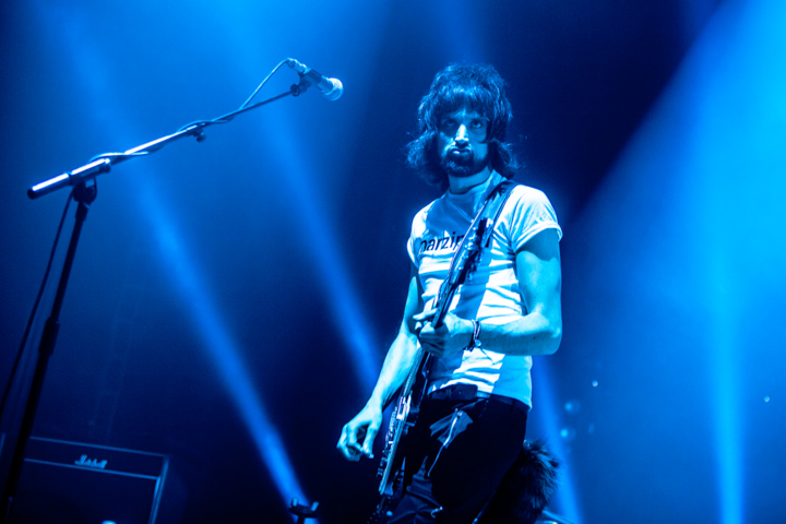 Kasabian @ Vorst Nationaal, picture 20, photographed by Dorien Goetschalckx - FrontView Magazine