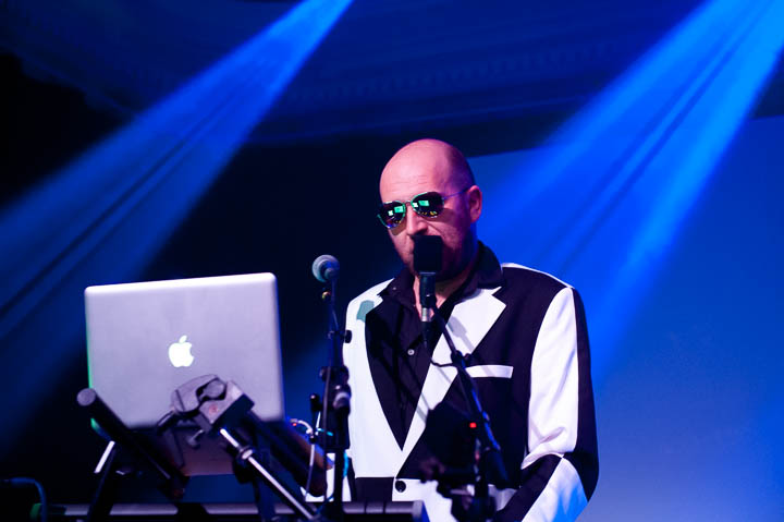 Ringel-S @ De Casino - Sint-Niklaas, picture 5, photographed by Davy Vissers - FrontView Magazine