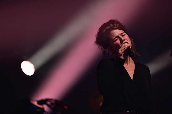 Selah Sue @ Ancienne Belgique, picture 8, photographed by Wim Patry - FrontView Magazine