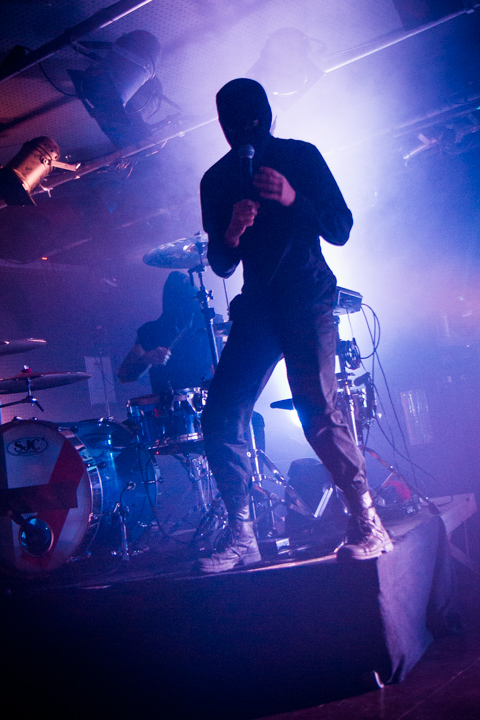 21 Pilots @ Trix Club, picture 3, photographed by Tom Stessens - FrontView Magazine