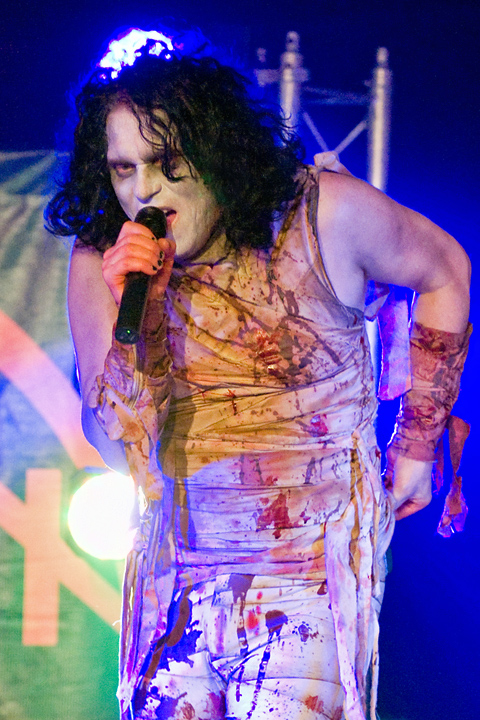 Lizzy Borden @ Jagersborg Maasmechelen, picture 11, photographed by Paul Nouwen - FrontView Magazine