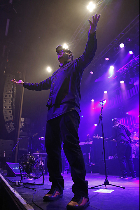 UB40 @ 013 @ 013 Tilburg, picture 2, photographed by Marc Stoffels - FrontView Magazine