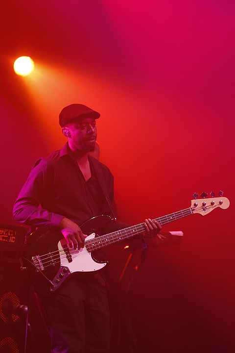 UB40 @ 013 @ 013 Tilburg, picture 11, photographed by Marc Stoffels - FrontView Magazine