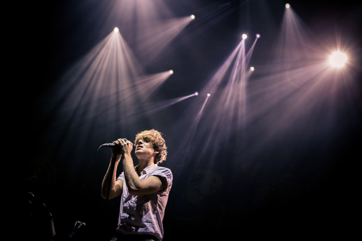 Paolo Nutini @ Vorst Nationaal, picture 3, photographed by Dorien Goetschalckx - FrontView Magazine