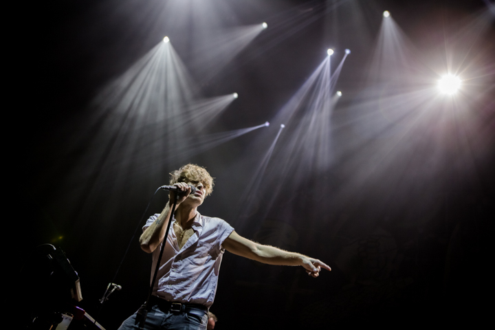 Paolo Nutini @ Vorst Nationaal, picture 4, photographed by Dorien Goetschalckx - FrontView Magazine