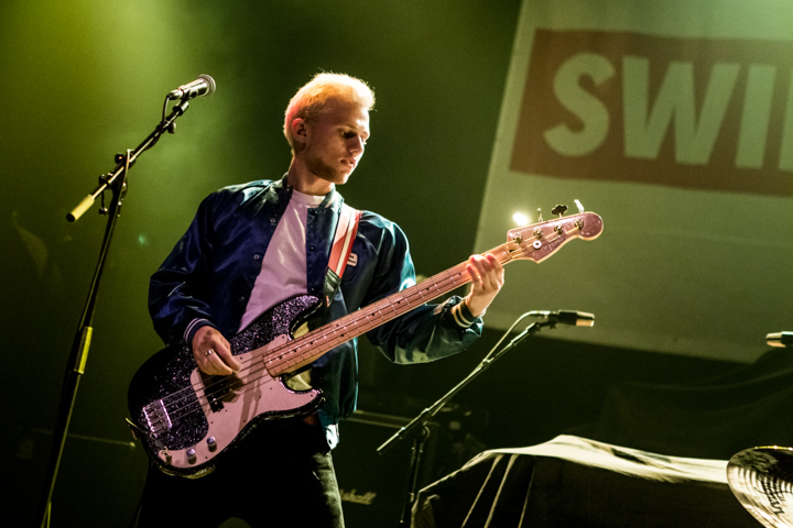 Swimmers @ Ancienne Belgique, picture 3, photographed by Dorien Goetschalckx - FrontView Magazine
