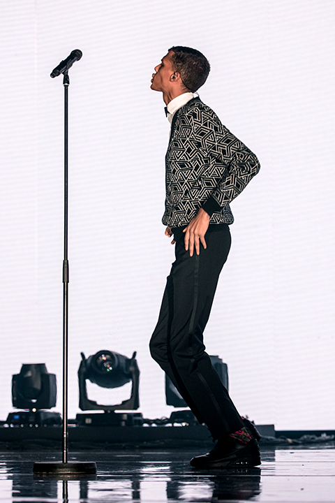 Stromae @ Paleis 12, picture 8, photographed by Elke Briers - FrontView Magazine
