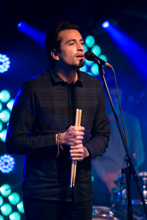 Dotan @ Qube QMusic, foto 10, foto's door Johan Van Buggenhout - FrontView Magazine