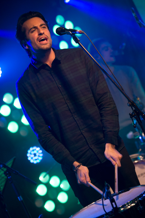 Dotan @ Qube QMusic, foto 14, foto's door Johan Van Buggenhout - FrontView Magazine