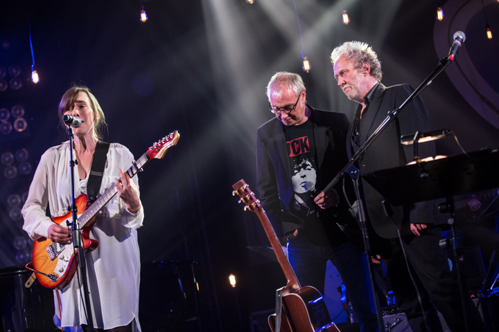 Radio 1 sessie - Kris De Bruyne @ Trix, picture 9, photographed by Dorien Goetschalckx - FrontView Magazine