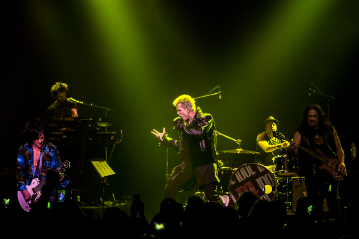 Billy Idol @ Koninklijk Circus, picture 2, photographed by Dorien Goetschalckx - FrontView Magazine