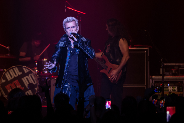 Billy Idol @ Koninklijk Circus, picture 6, photographed by Dorien Goetschalckx - FrontView Magazine