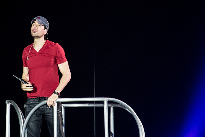 Enrique Iglesias @ Sportpaleis, picture 9, photographed by Dorien Goetschalckx - FrontView Magazine
