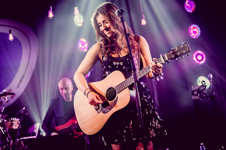 Radio 1 Sessie - Paul Michiels @ Trix, foto 9, foto's door Elke Briers - FrontView Magazine
