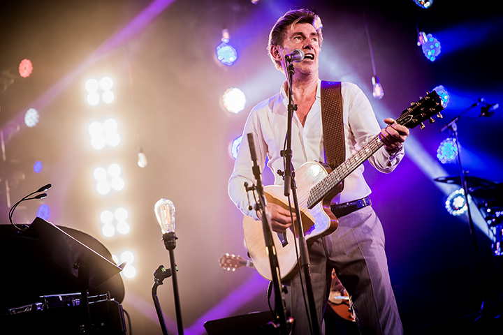 Radio 1 Sessie - Paul Michiels @ Trix, foto 12, foto's door Elke Briers - FrontView Magazine