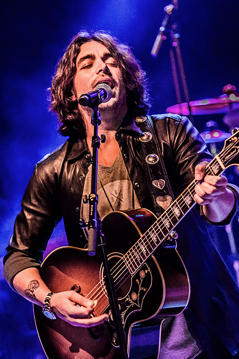 Waylon @ Mezz Breda, picture 6, photographed by Elke Briers - FrontView Magazine